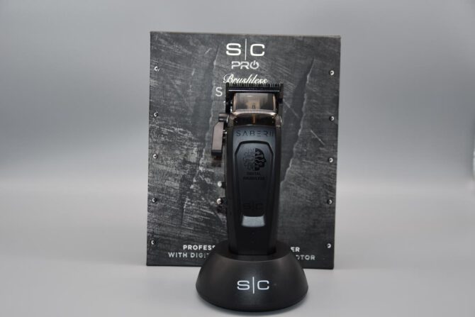 Stylecraft Saber 2.0 schwarz Modularer Haarschneider mit bürstenlosem Digitalmotor mit hohem Drehmoment ab sofort lieferbar